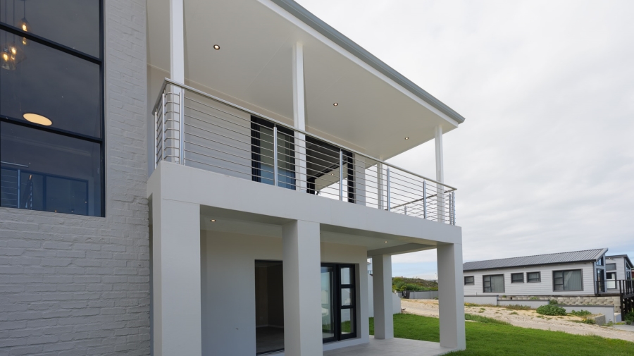 3 Bedroom Property for Sale in Suiderstrand Western Cape